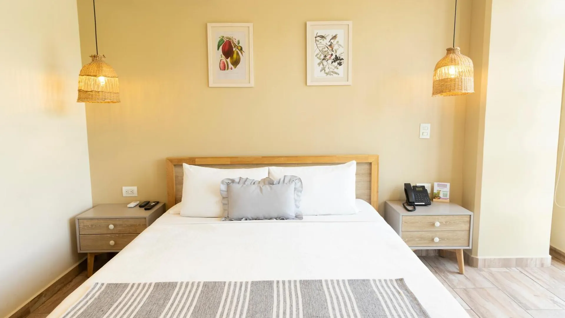 מדיין Mythical Hotel Boutique