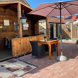 Diemerplein Bed & Breakfast Diemen