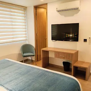Lomas 10 Hotel