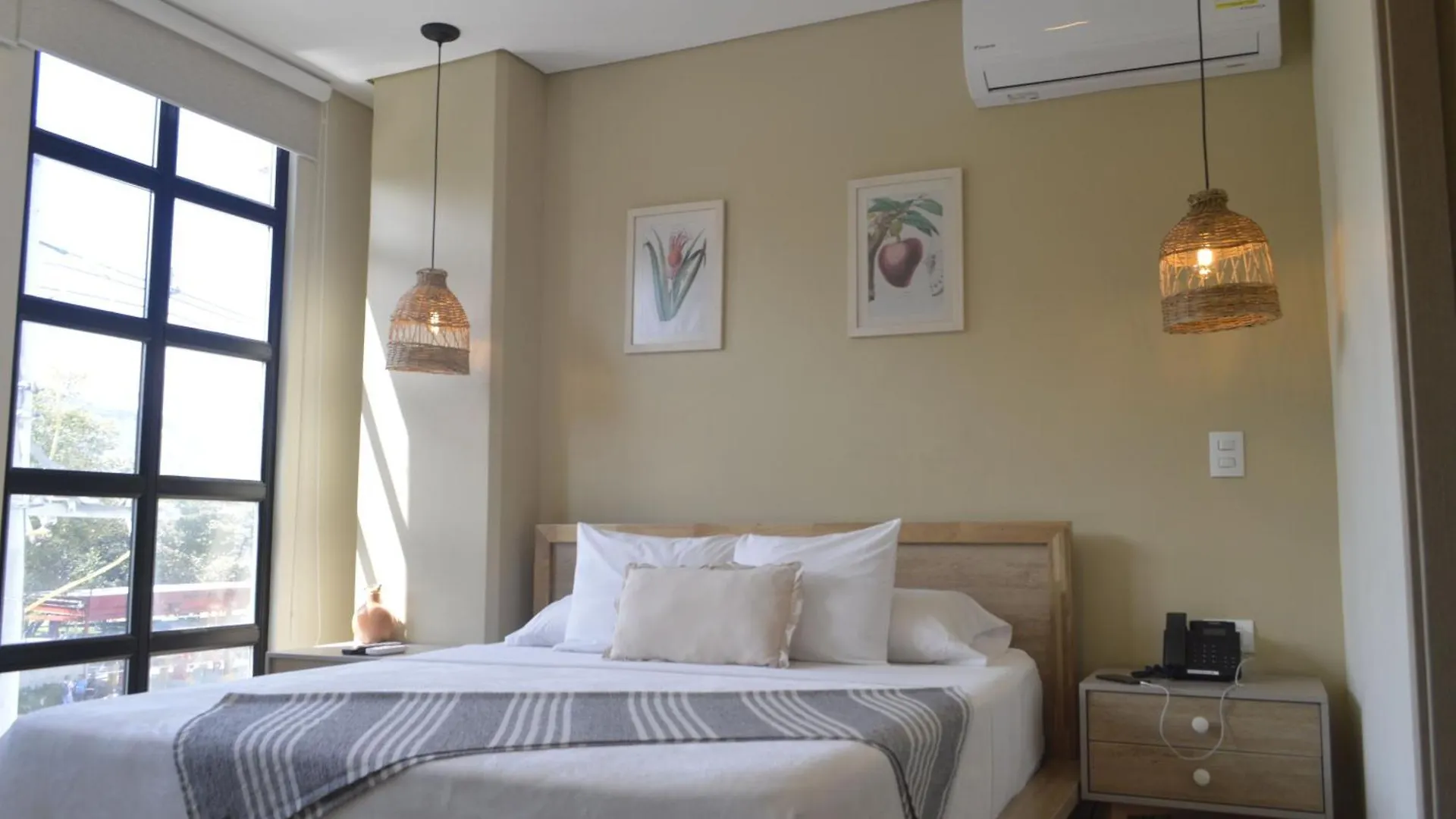 Mythical Hotel Boutique Μεντεγίν 4*,  Κολομβία