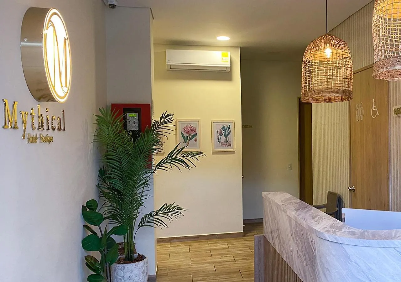 Mythical Hotel Boutique Μεντεγίν 4*,